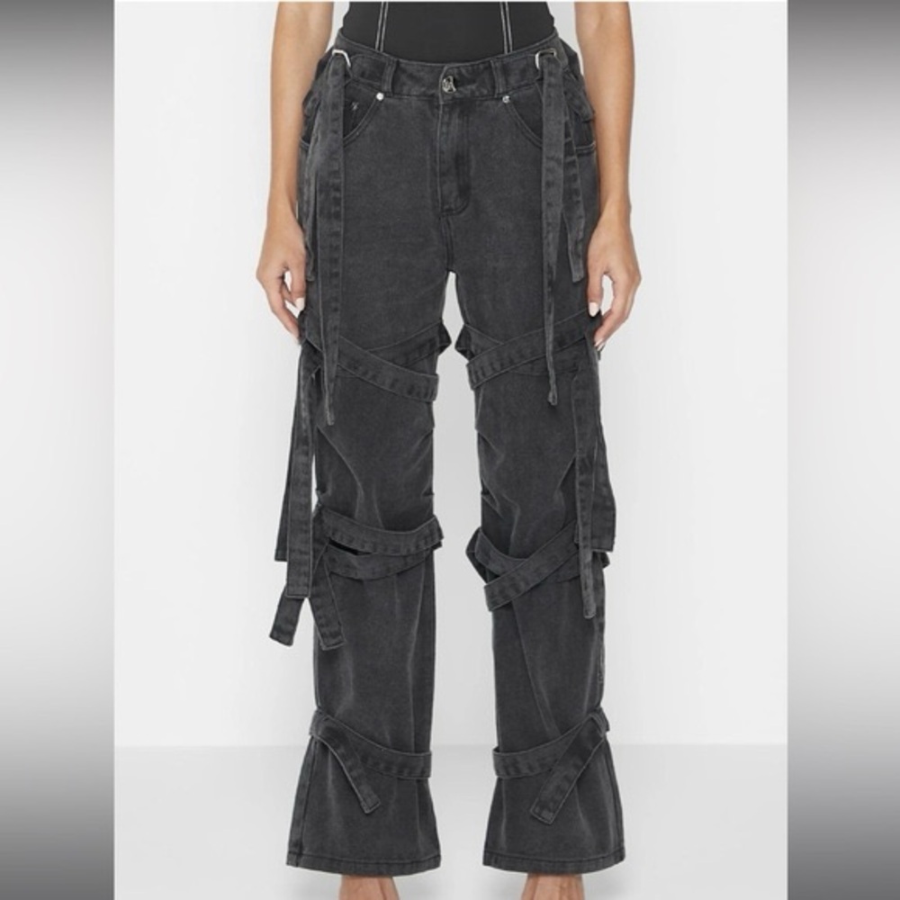 Denim strap cargo jeans